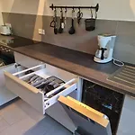In Schoner Burganlage Apartament