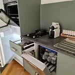 In Schoner Burganlage Apartament