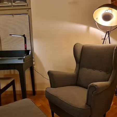 In Schoner Burganlage Apartment Jena