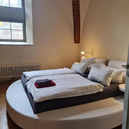 In Schoner Burganlage Apartment *