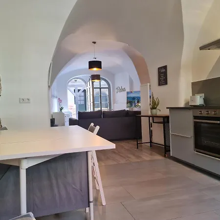 In Schoner Burganlage Apartment Jena