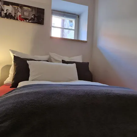 Apartment In Schoner Burganlage *