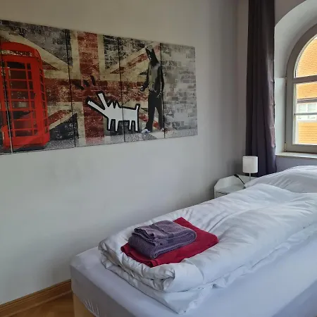 Lägenhet In Schoner Burganlage Jena