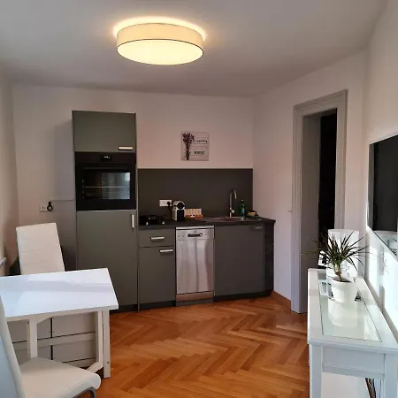Exklusives Appartement im schöner Burganlage * Jena
