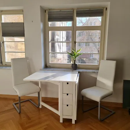 Lägenhet In Schoner Burganlage Jena