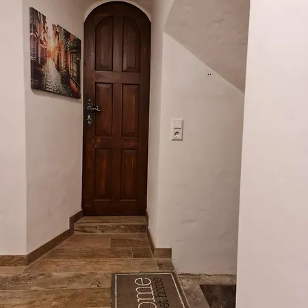 Lägenhet In Schoner Burganlage Jena