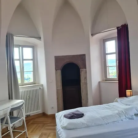Lägenhet In Schoner Burganlage Jena