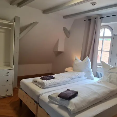 In Schoner Burganlage Apartment Jena