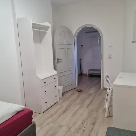 Apartment In Schoner Burganlage Jena