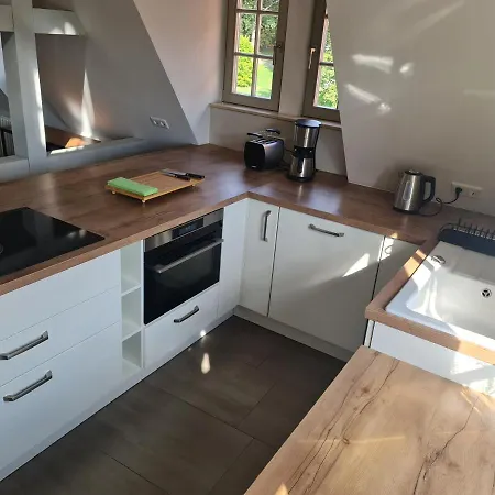 Lägenhet In Schoner Burganlage Jena