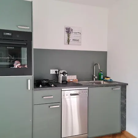 Apartment In Schoner Burganlage *