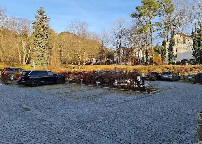 In Schoner Burganlage