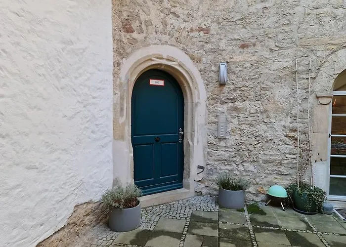 Exklusives Im Schöner Burganlage *