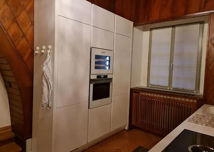 Exklusives Im Schöner Burganlage Jena