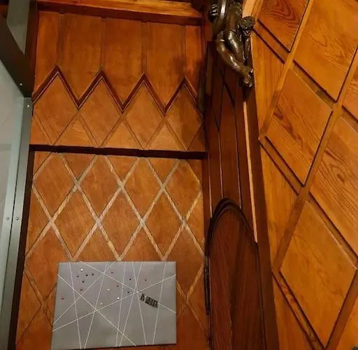 In Schoner Burganlage *