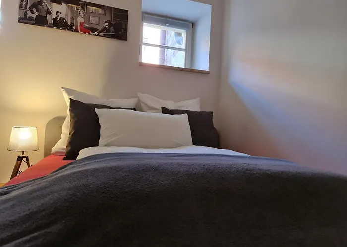 Apartment Exklusives Im Schöner Burganlage *