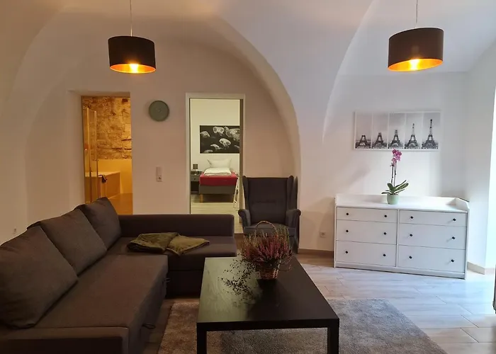 Apartment Exklusives Im Schöner Burganlage