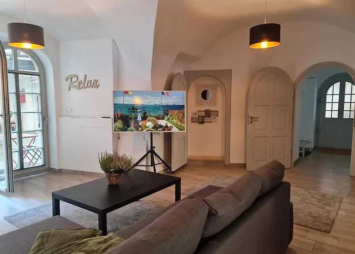 In Schoner Burganlage 公寓