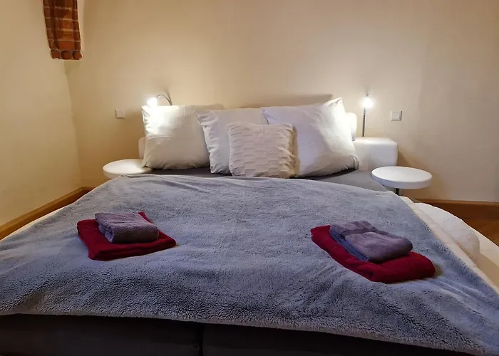 Exklusives Im Schöner Burganlage *